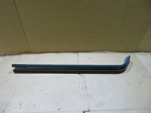 Rieles de puerta corredera Nissan NV200 2018 K9K riel lateral del pasajero   - Imagen 1 de 7