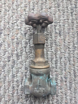  1/2” 125 S Brass Threaded Gate Valve - Image 1 of 4