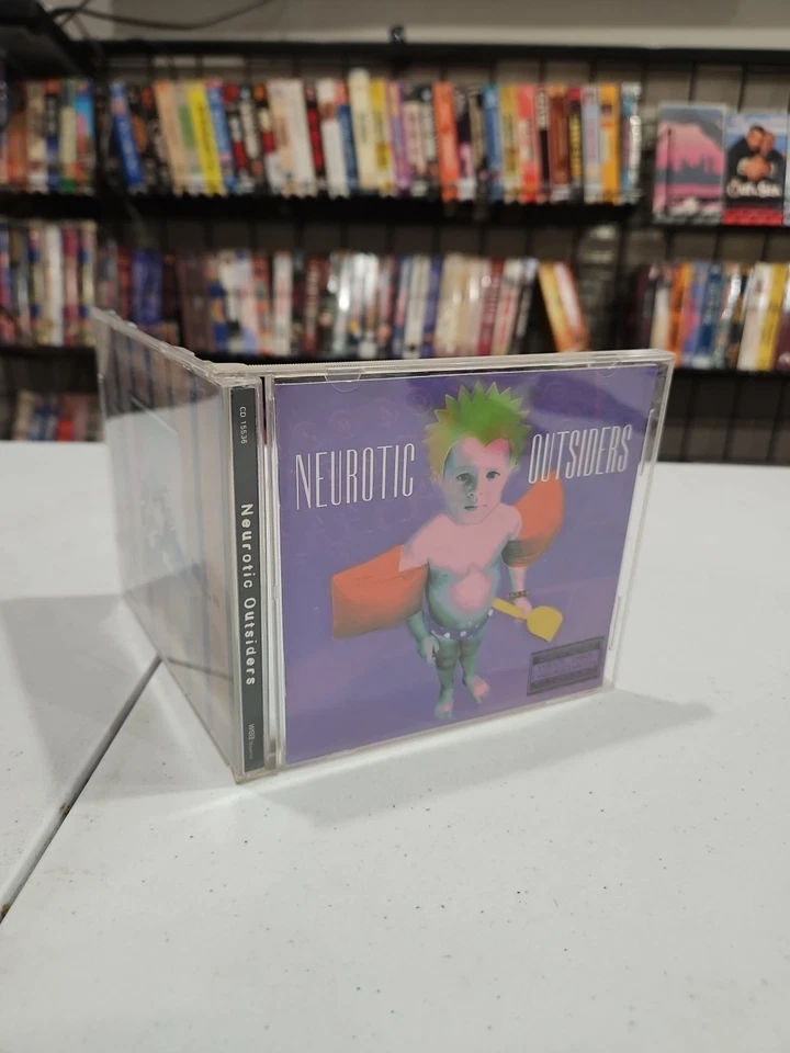 Neurotic Outsiders  - S/T - CD - 1996 WEA  - CANADA - CINRAM -Duff McKagan  Foto 1 de 4