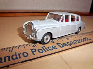 DINKY Toys #198 Rolls Royce Phantom Original Paint & Driver England - Picture 1 of 3