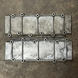 Porsche 911 Lower Valve Cover Pair 901 105 116 2R Aluminum ROCKER COVERS - Picture 1 of 6