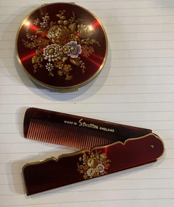 Vintage Compact Set Powder Compact Comb Stratton Maroon Enamel Floral Brass - Picture 1 of 12