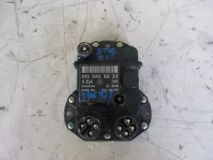 Mercedes-Benz W201 190E Ignition Transistor Box / Control Unit A0105455232 - Picture 1 of 1