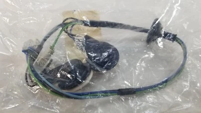 Arnés de cableado de luz trasera Saturn 2003-2005 nuevo GM 22704027 Foto 1 de 4