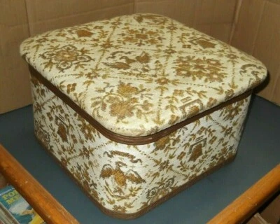 MID CENTURY REDMON EAGLE CESTA DE COSTURA CAJA ESTUCHE PECHO ACOLCHADO HASSOK CON BANDEJA EE. UU. Foto 1 de 4