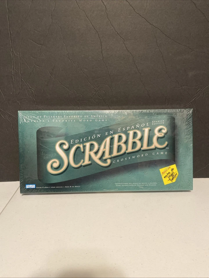 SCRABBLE Spanish Edition Crossword Board Game Edicion en Espanol Hasbro 2001 - Image 1 of 4
