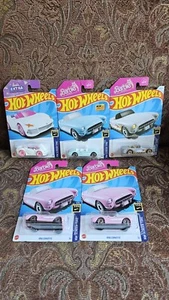 Hot Wheels Barbie Collection, 29 '56 Corvette, 57 Barbie Extra, 183 '56 Corvette - Picture 1 of 12