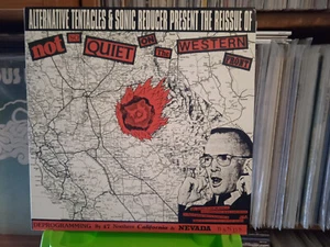 Various – Not So Quiet On The Western Front - 2LP With Inserts - 1999 - Alterna - Foto 1 di 4