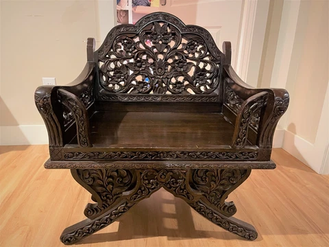 Antique carved throne chair Cover