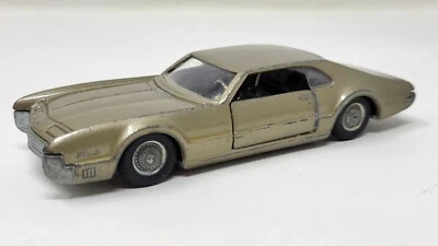 POLITOYS EXPORT  OLDSMOBILE TORONADO   N°567    1/43 - MODELLINO OBSOLETO - Immagine 1 di 4
