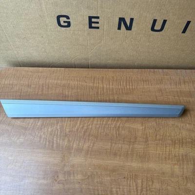 2014-2015 VOLKSWAGEN PASSAT LEFT FRONT DOOR TRIM MOLDING 561867419 OEM - Image 1 of 4