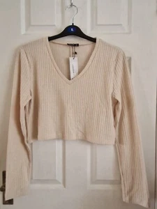 Jersey/top recortado Nasty Gal cuello en V suave acanalado manga larga avena Reino Unido 12 Nuevo con etiquetas - Imagen 1 de 4