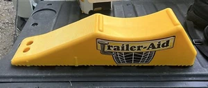 Trailer Aid Tandem Tire Changing Ramp Jack 4.5-Inch Lift, Yellow 15,000 Lbs. New - Picture 1 of 4