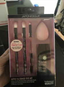 Professional Quality Makeup Brushes- Apply and Erase Eye Kit - Picture 1 of 3