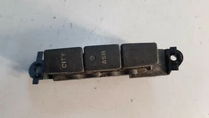 Interruptor City ASR B569 FIAT STILO ́03 192 1.6 16V - Imagen 1 de 6