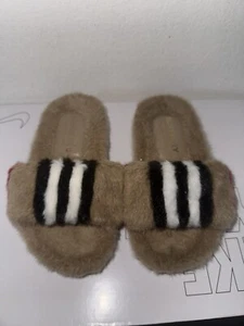 Burberry Beige Faux Fur Sliders - Picture 1 of 3