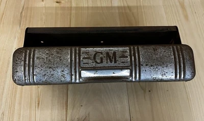 Dispensador de pañuelos GM Auto Serv Kleenex años 40 Chevrolet Pontiac Buick Olds GMC Foto 1 de 4