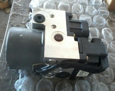 Pontiac Torrent 2006 AWD ABS conjunto de módulo de bomba de freno antibloqueo AWD OEM Foto 1 de 4