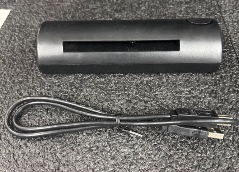 Card Scanning Solutions ScanShell 800N Flatbed Scanner w/ Cable - Image 1 of 4