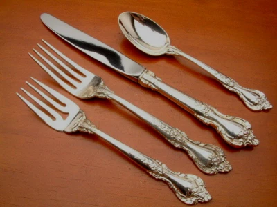 Delacourt by Lunt prata esterlina 4 peças configuração de lugar, levemente usado - Imagem 1 de 2