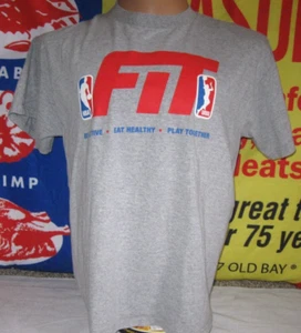 T-shirt NBA WNBA FIT Collezione Esclusiva Uomo Grande Pallacanestro FITNESS SALUTE - Foto 1 di 3