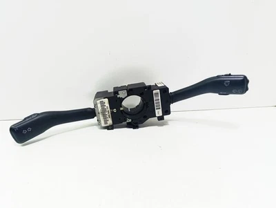 Juego interruptor de columna de dirección interruptor de combinación Volkswagen Golf IV 2000 UST131059 Foto 1 de 4