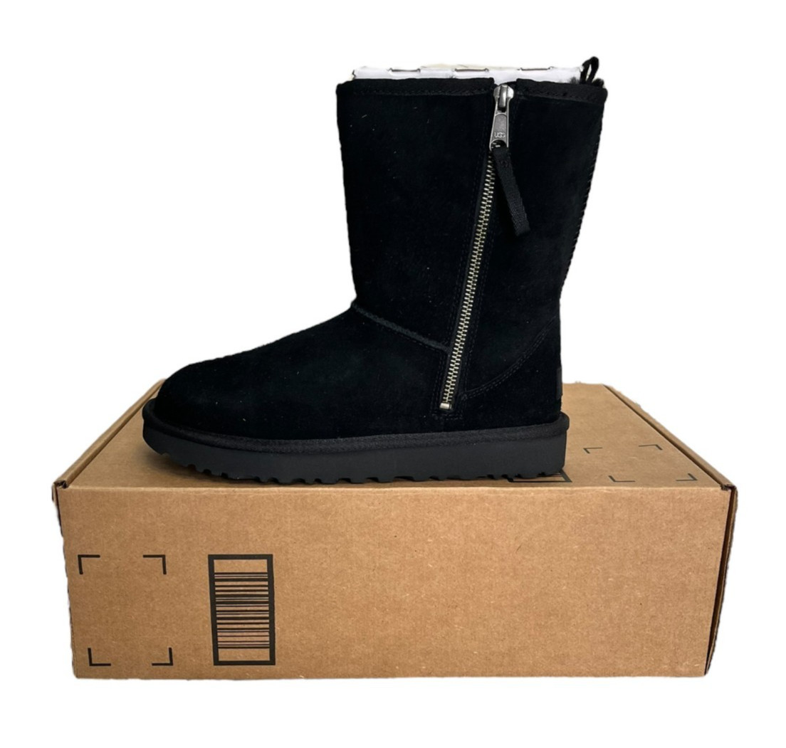 アグ UGG W CLASSIC SHORT  黒 ６サイズ　 24,5cm UGG® Classic Short for Men | Warm Sheepskin Boots at UGG.com