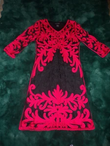 Weavz Kleid Größe M schwarz rot Spitzenapplikation - Bild 1 von 11