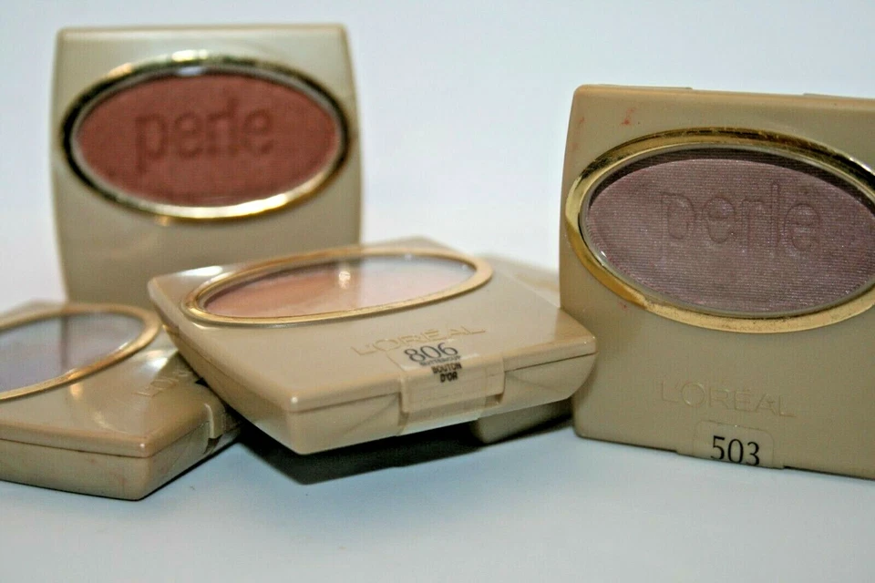 L'Oreal Wear Infinite Eye Shadow  GOLD CASE   "Pick Your Color" - Image 1 of 1