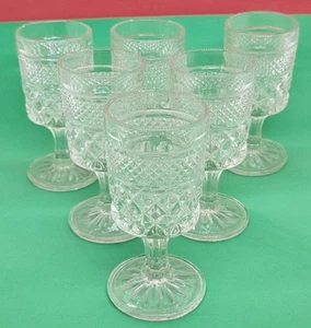 Lote de 6 copas de vino Anchor Hocking con tallo de vidrio prensado de 4,5" X 2" - Imagen 1 de 4