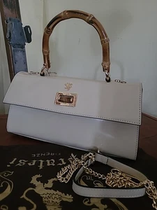 Neu mit Etikett PRATESI FIRENZE Umhängetasche italienisches Leder elfenbein goldfarben oberer Griff  - Bild 1 von 19