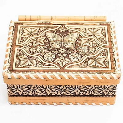 Caja de ataúd de corteza de abedul de madera producto orgánico natural hecho a mano Foto 1 de 4