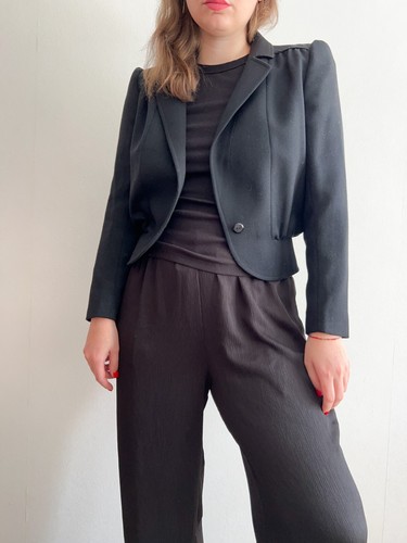 Giacca blazer vintage Valentino Miss V lana cropped nera plissettata dietro taglia IT42