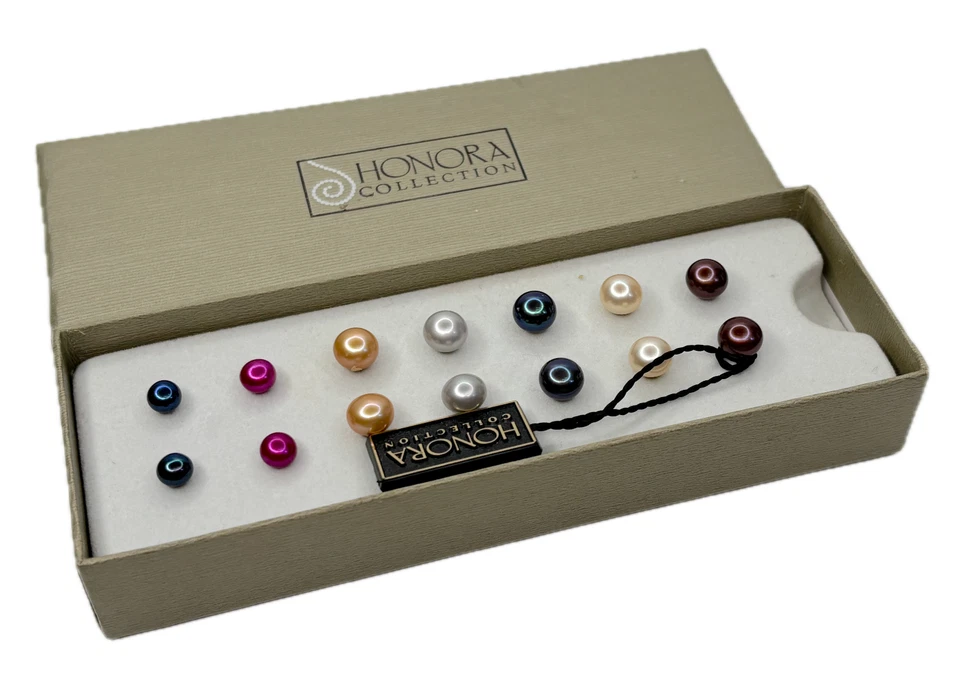 Juego de 7 pares de aretes de perlas de agua dulce multicolor HONORA con botones de ley Foto 1 de 4