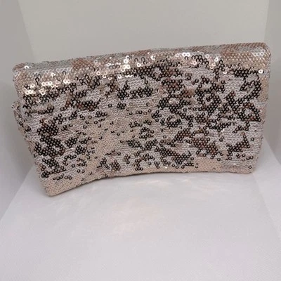 Bolsa clutch nova com etiquetas Mossimo ouro rosa toda lantejoulas bolsa glam nova - Imagem 1 de 4