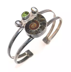 Bracciale Artigianale Firmato Argento Sterling 925 Ammonite Peridoto Perle - Foto 1 di 11