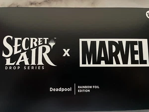Secret Lair X Marvel’s Deadpool Rainbow Foil Edition MTG Drop IN HAND NEU - Bild 1 von 2