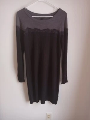 Vestido suéter para mujer AB Studio talla grande negro y gris ribete de encaje Foto 1 de 4