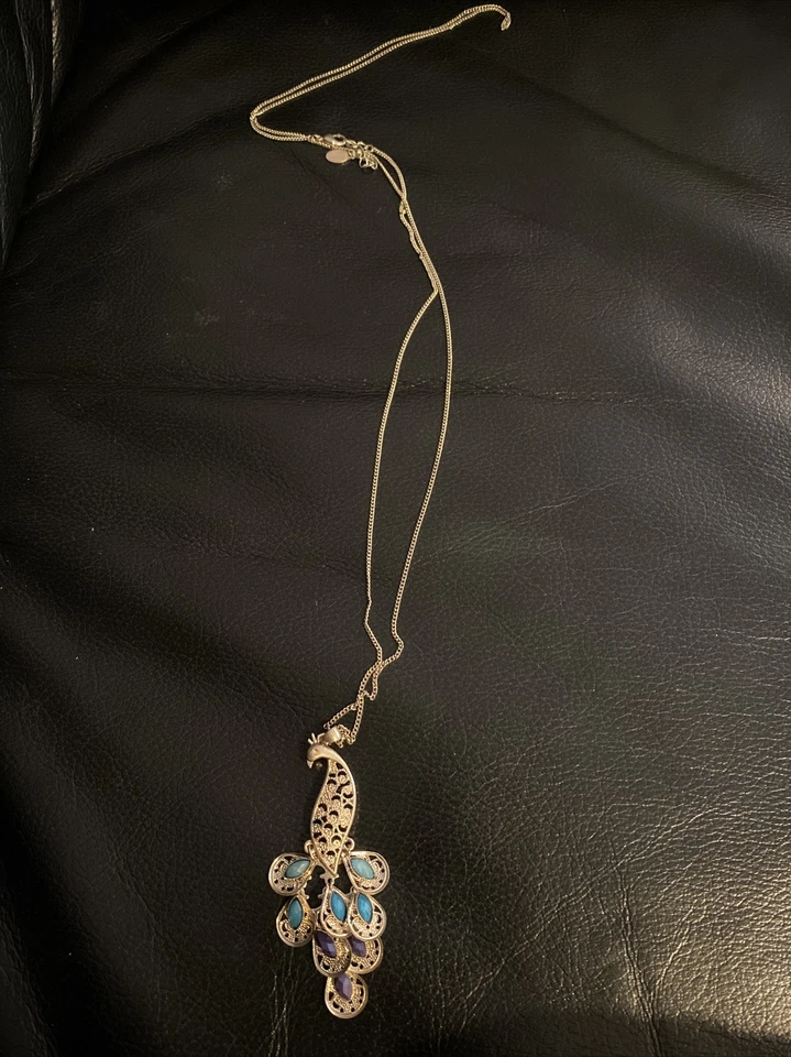 Kette mit Pfau von Der Firma Accessorize - Bild 1 von 4