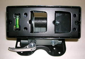 Amazon Basics Adjustable TV Wall Mount 21W16 B07QM21 TQH NEW Not Complete - Picture 1 of 5
