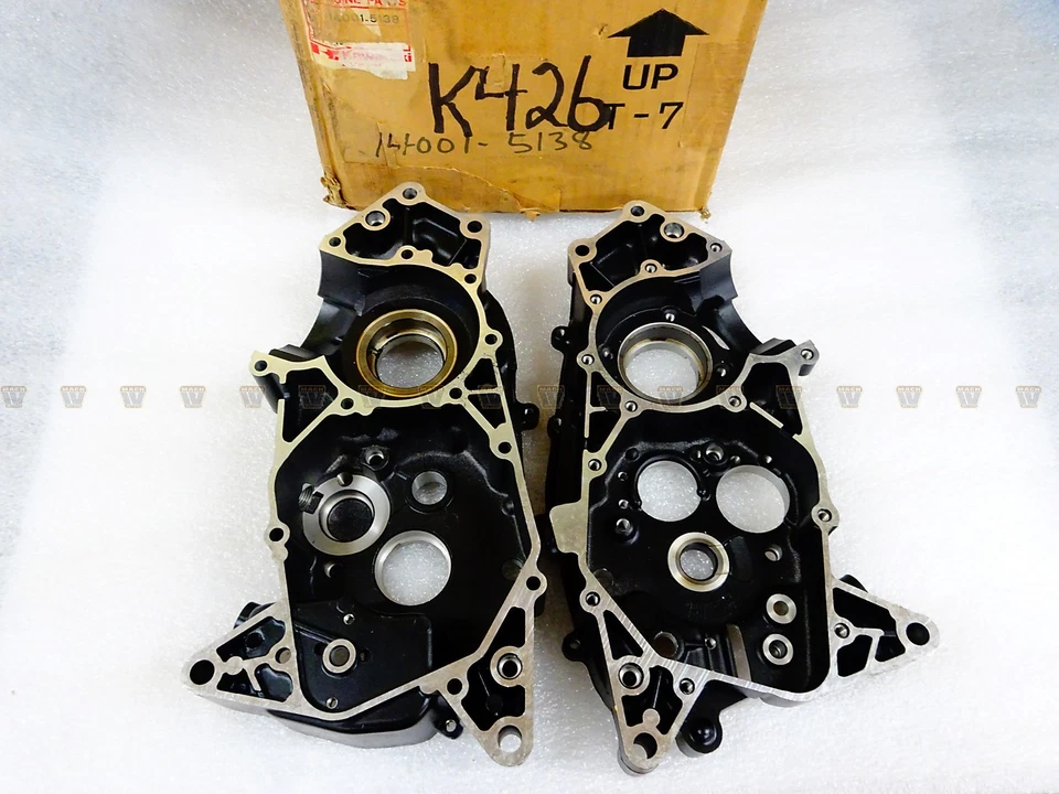 Juego de cárter plano negro Kawasaki NOS NUEVO 14001-5138 KD KE KS KD125 KE125 KS125 Foto 1 de 4