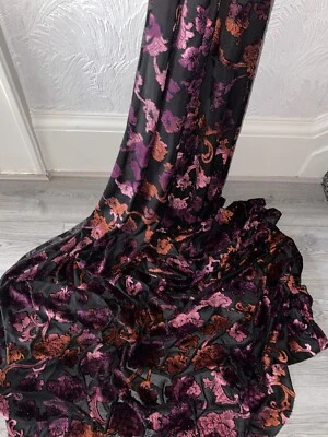 1 M schwarz glitzernd Blumen Ausbrenner Samt Kleid Stoffkleidung 58 Zoll - Bild 1 von 4