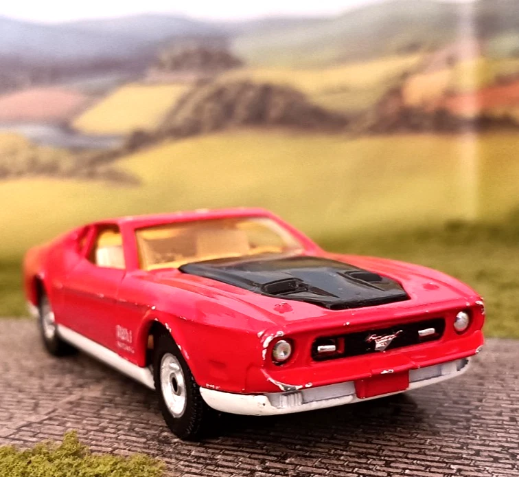 Corgi Whizzwheels Ford Mustang Mach 1 (James Bond-Diamonds are forever-1972) - Image 1 of 4