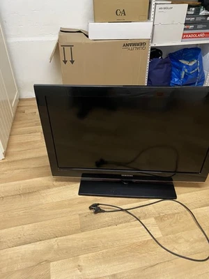 Samsung LE37B530 37” Full HD LCD Fernseher – guter Zustand - Bild 1 von 4