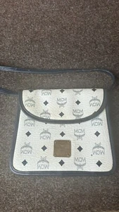 MCM Vintage Leather Shoulder Cross Body Bag/Purse White Navy - Picture 1 of 8