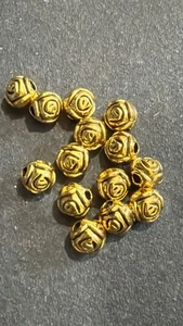 50x Tibetan Gold Metal Alloy Spacer Flower Shape Ball Size 8mm . ( JOBLOTS). - Picture 1 of 3
