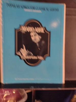 Mario Abril Popular Songs for Classical Guitar Intermediate Arrangements VG - Image 1 of 4