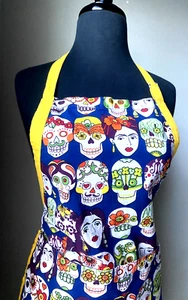 Delantal Karma Living Frida Kahlo Día de Muertos 100% Algodón Bolsillos Calavera - Imagen 1 de 14
