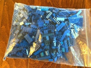 LEGO 1,5 libras de ladrillos y piezas azules ordenados a granel lote de construcción sin usar y sin usar - Imagen 1 de 2