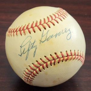 Lefty Gomez JSA Authenticated Autographed Baseball !!! - Picture 1 of 8